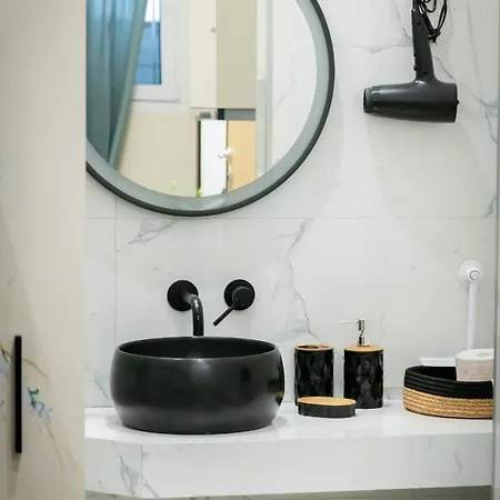 Apartment Comfortable Near Panathenaic Stadium *