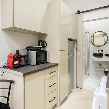Apartment Comfortable Near Panathenaic Stadium