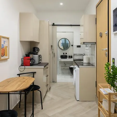 Comfortable Near Panathenaic Stadium